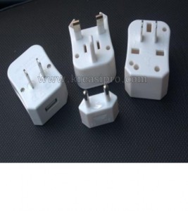 Travel Adaptor UAR01U